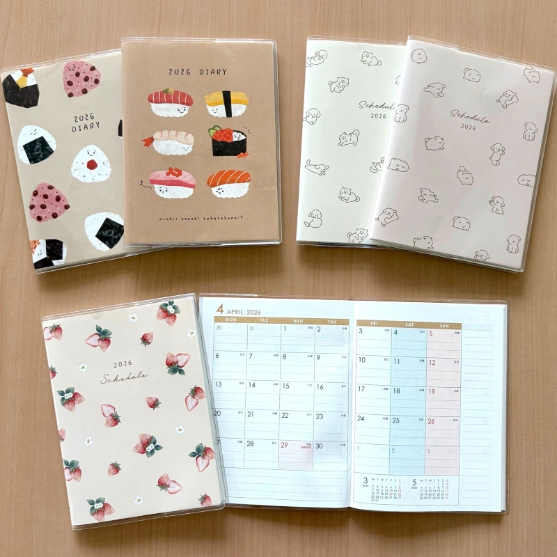 セリア　A6ダイアリー　月曜始まり