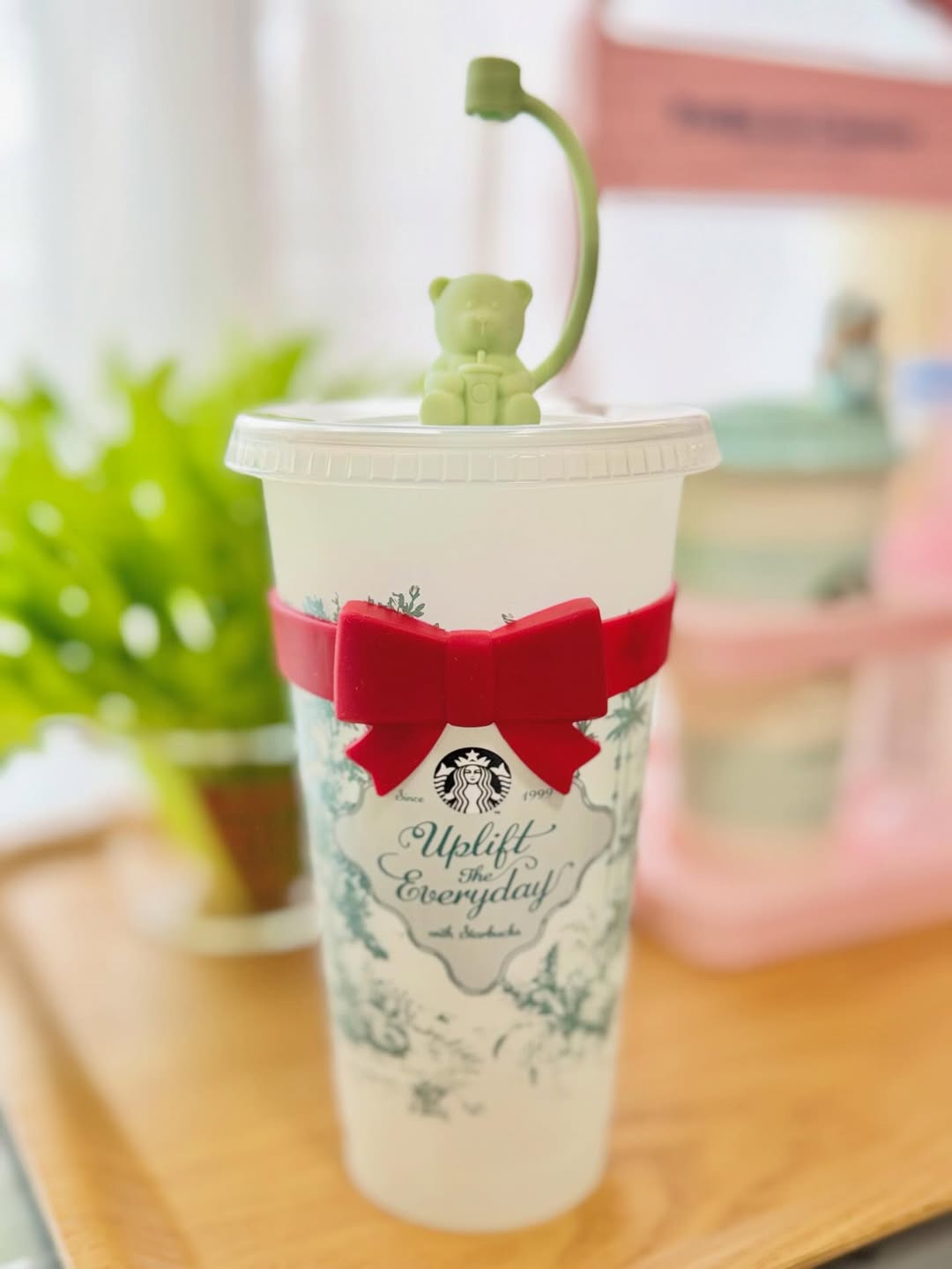 SNSで話題のリボンをつけてみたリユーザブルカップ